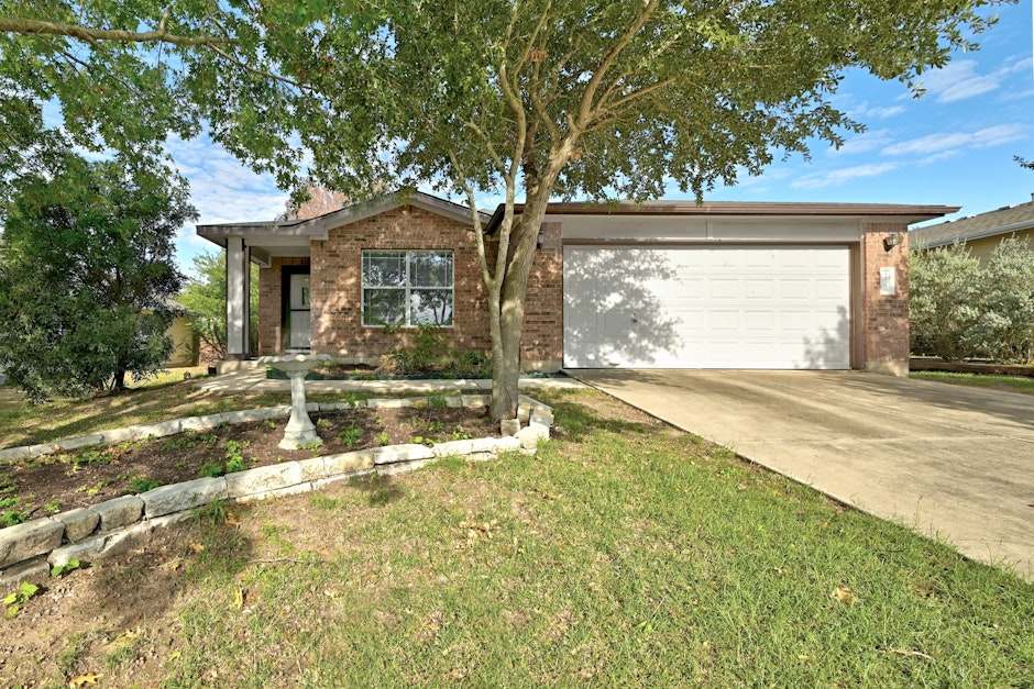 273 Lake Washington Drive, Kyle, TX 78640, Presented by Sky Knippa